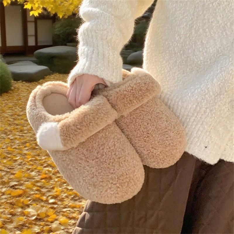 Simple Outerwear, Comfortable and Cute Home Cotton Slippers, Women's Warm and Comfortable Woolen Shoes