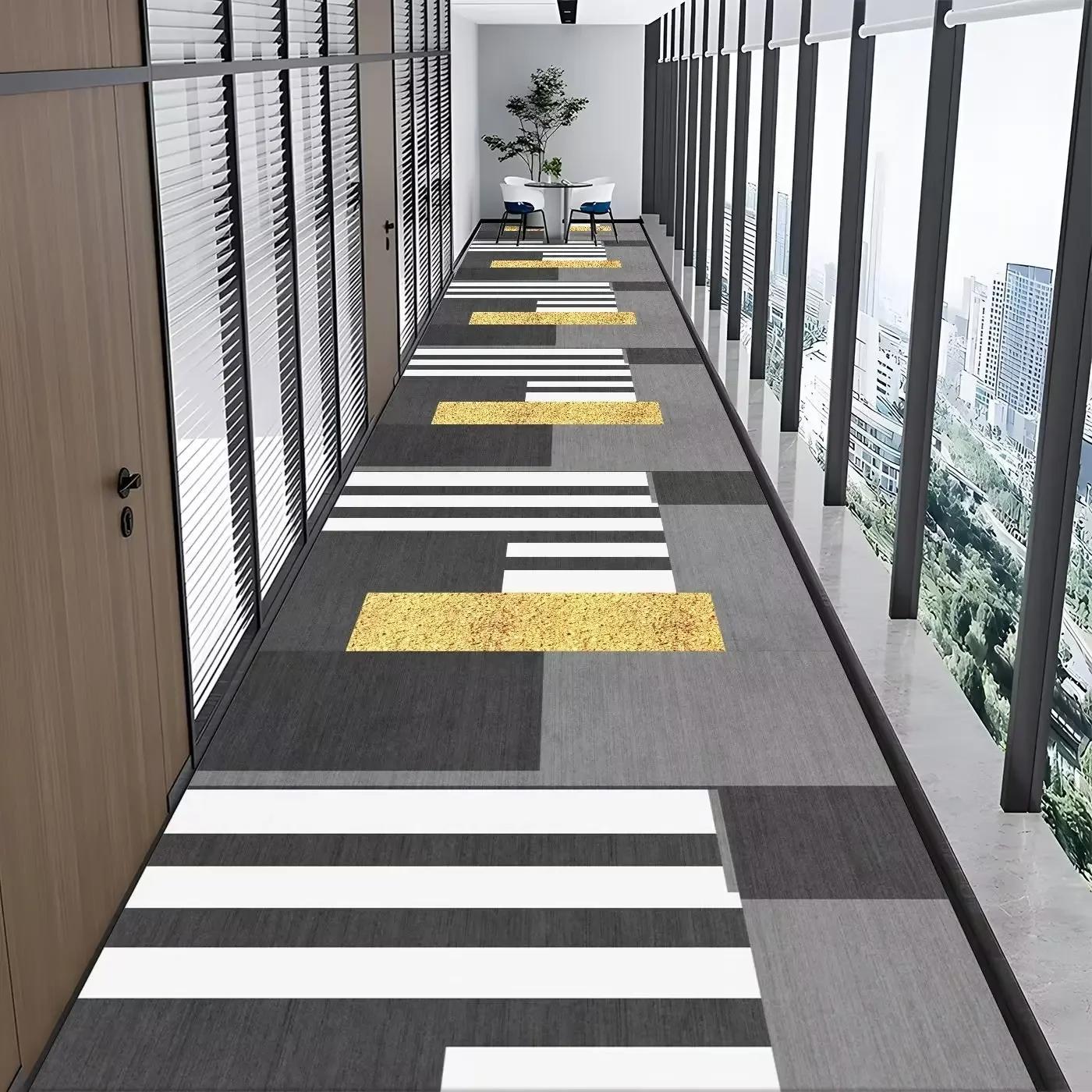 

Виготовлені на замовлення довгі килими для коридору Європейські сходи Коридор Килим Весільний готельний килим Килимки Доріжки Квітка Нековзна підлога 60x200cm 23.6x78.7in