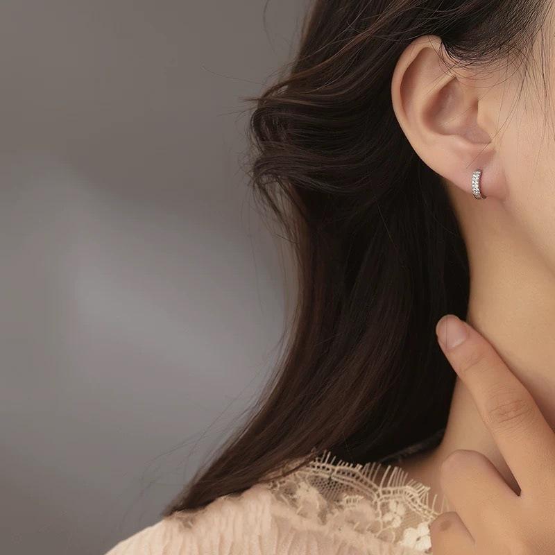 Beixi S925 Sterling Silver Double Layer Diamond Ear Cuff - Super Shiny Circle Earrings for Women, Elegant and Simple Small Ear Ornaments
