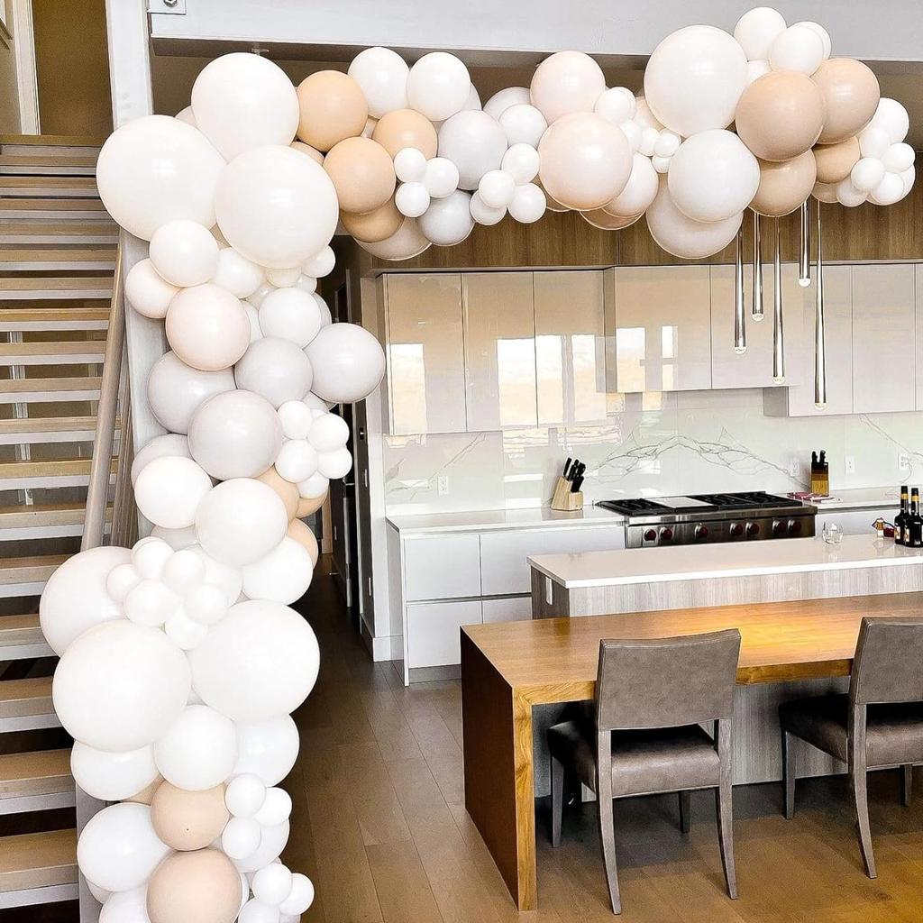 White Latex Balloons for Birthday Party, Wedding Decorations, 20 Cream Balloons