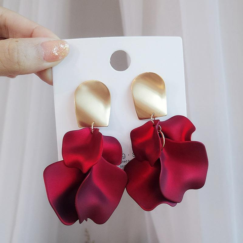 Boucles d'oreilles haut de gamme, Boucles d'oreilles pour visage rond, Longues boucles d'oreilles clous grandes pétale de rose, Tempérament coréen, Boucles d'oreilles personnalisées exagérées.