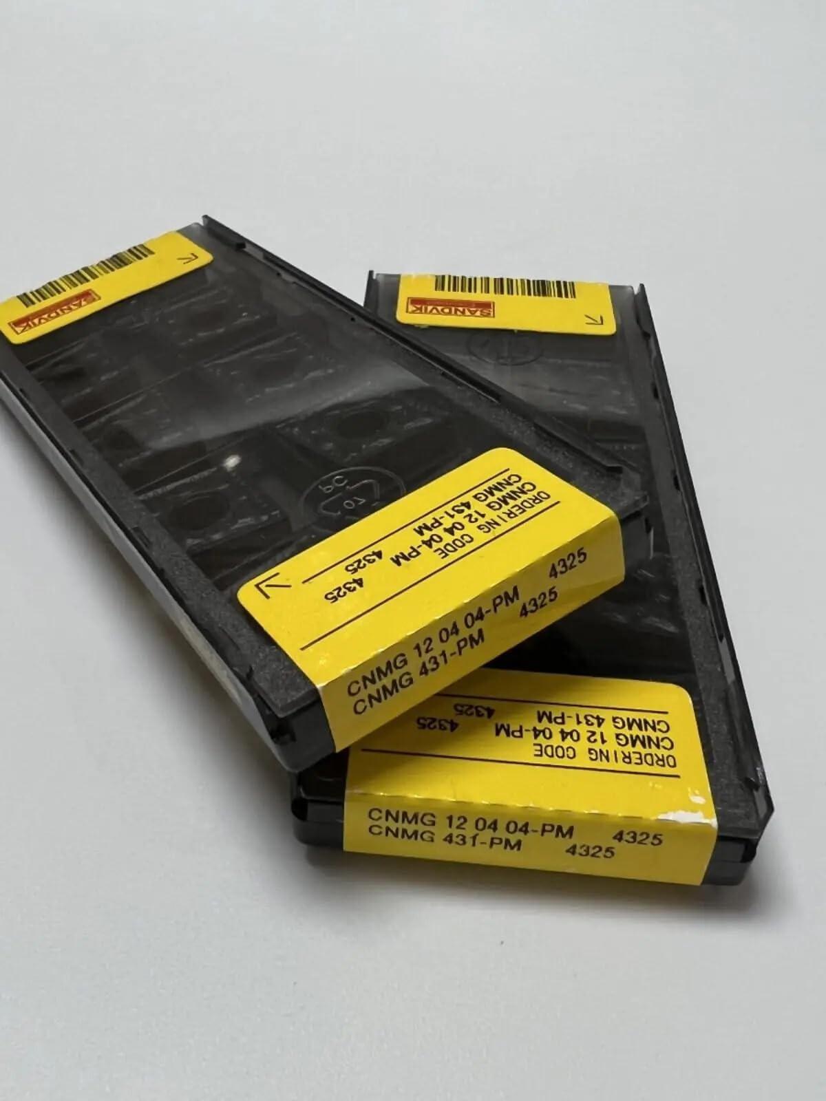 

Original Sandvik / CNMG120404-PM 4325 / CNC lathe carbide blade 10 PCS