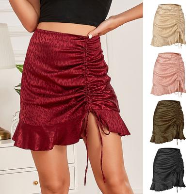 Saia Curta Jacquard Cetim Verão Primavera Sexy Estampa Leopardo Decote Halter Cintura Alta Zíper Cordão Confortável Elegante e Premium
