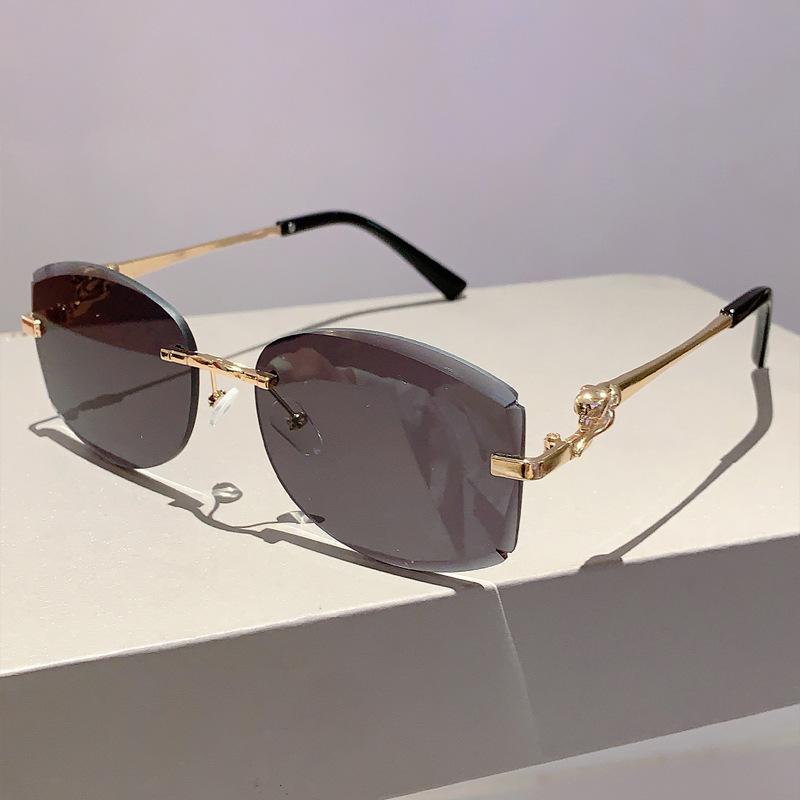 Fashion Vintage Irregular Rimless Sunglasses Women For Men  Luxury Brand Designer Sun Glasses Punk Popular Pink Metal Shades