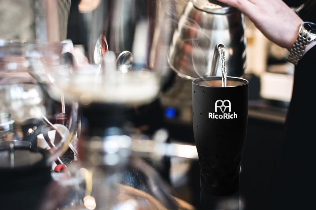 RicoRich Vacuum Insulated Tumbler with Lid, Stainless Steel, Double Wall, 900ml, Black (RRWB11-BK)