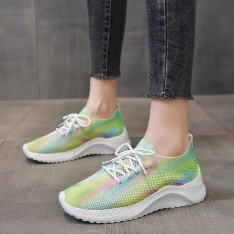 Thick Soled Plus Size Color Blocked Round Toe Lace Up Sneakers