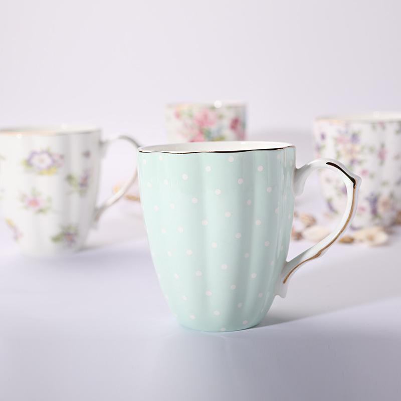 Bone China Coffee Mugs with Gold Rim, 450ml Floral Teacups for Women Gifts