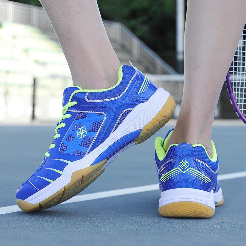New professional badminton shoes men's and women's breathable lightweight table tennis carbon board indoor training casual sports shoes