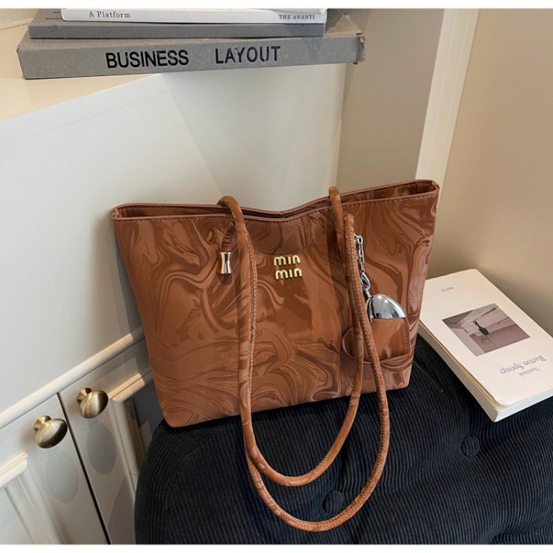 Premium textured bag women's large-capacity new autumn and winter versatile simple shoulder bag commuter tote bag