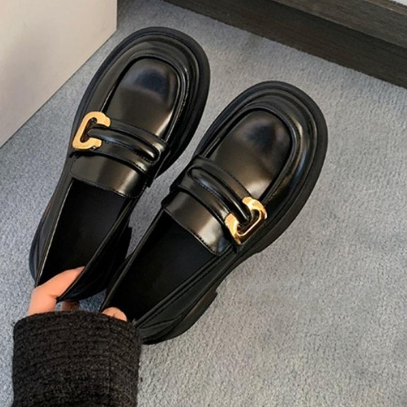Platform loafers women's autumn and winter leather retro French single shoes one-pedal women's shoes British style velvet small leather shoes