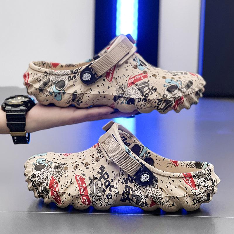 Sandale EVA cu talpă groasă și imprimeu graffiti pentru bărbați: Încălțăminte versatil cu găuri pentru vad și plajă