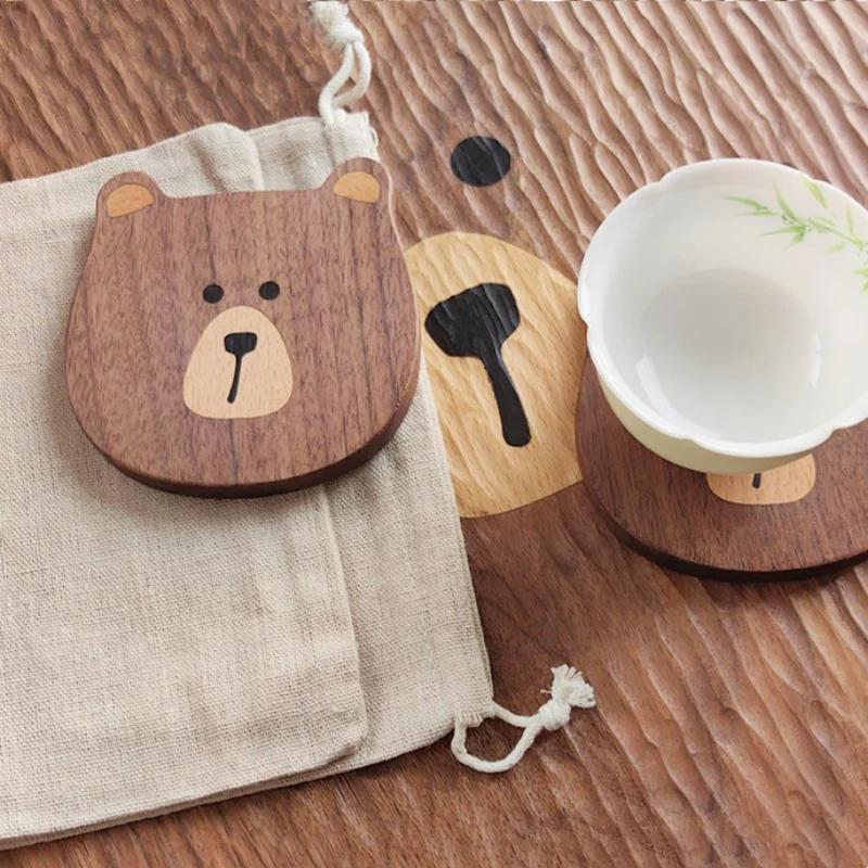 Untersetzer mit Cartoon-Bären-Motiv, kreativer Untersetzer aus schwarzem Walnussholz, niedliche Wärmeisolierung, rutschfeste und langlebige Matte, Tischdekoration und Zubehör