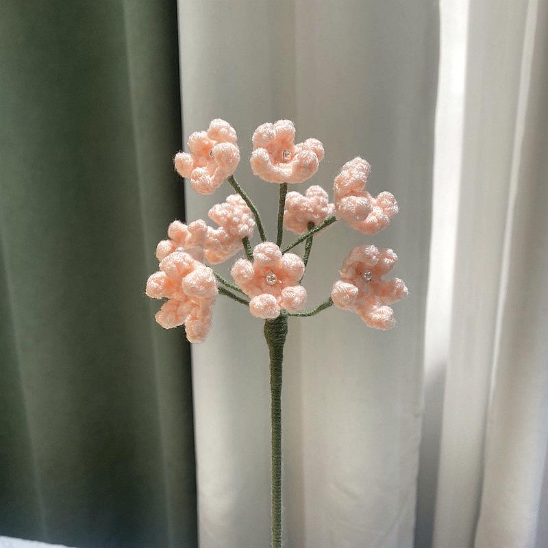 Buquê de Flores de Lã Tricotado à Mão: Ornamento de Rosa, Lírio, Girassol Presente