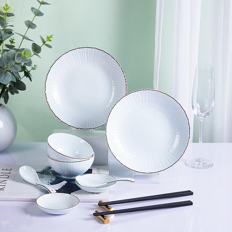 TAYOHYA Love Lotus 10-Piece Ceramic Dinnerware Set