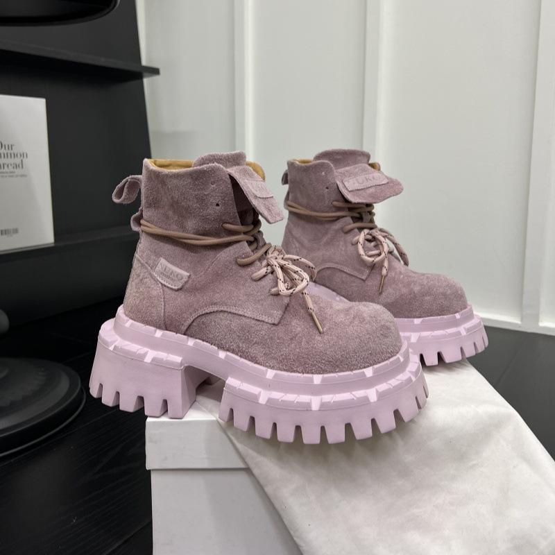 

Приковывающие взгляд сверхлегкие ботинки Мартина на подошве, женские новые на шнуровке, на мягкой подошве, повседневные универсальные короткие ботинки 40