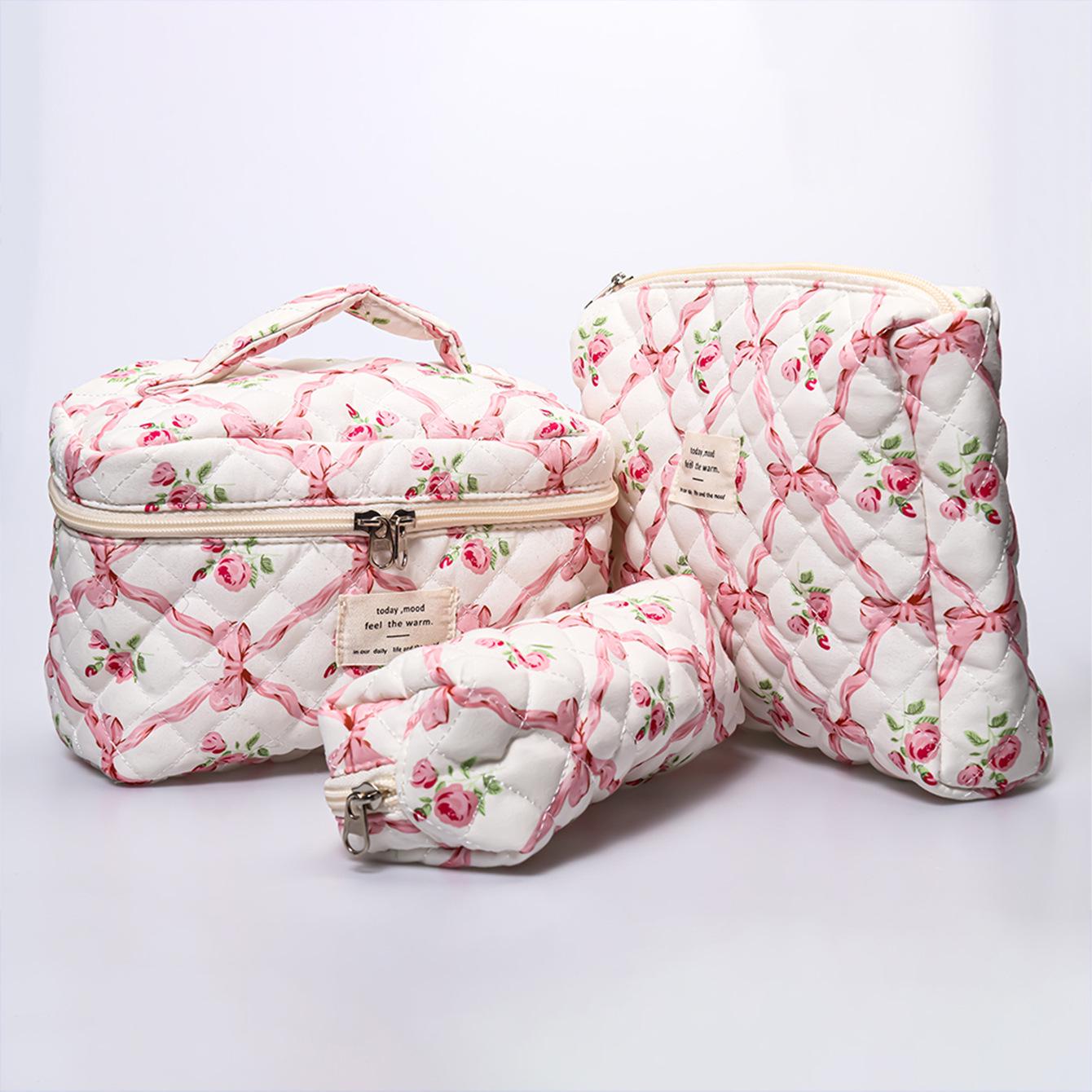 

Cherry Blossom Floral Makeup Bag - High-Capacity, Lightweight Toiletry Organizer with Padded Design Small [20*7*7]