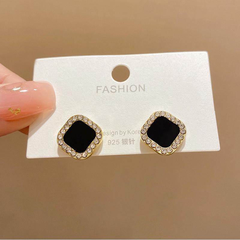 

Simple Full Rhinestone Black Square Stud Earring for Women Korean Style Geometry Temperament Zircon Christmas Girl Friend Gift