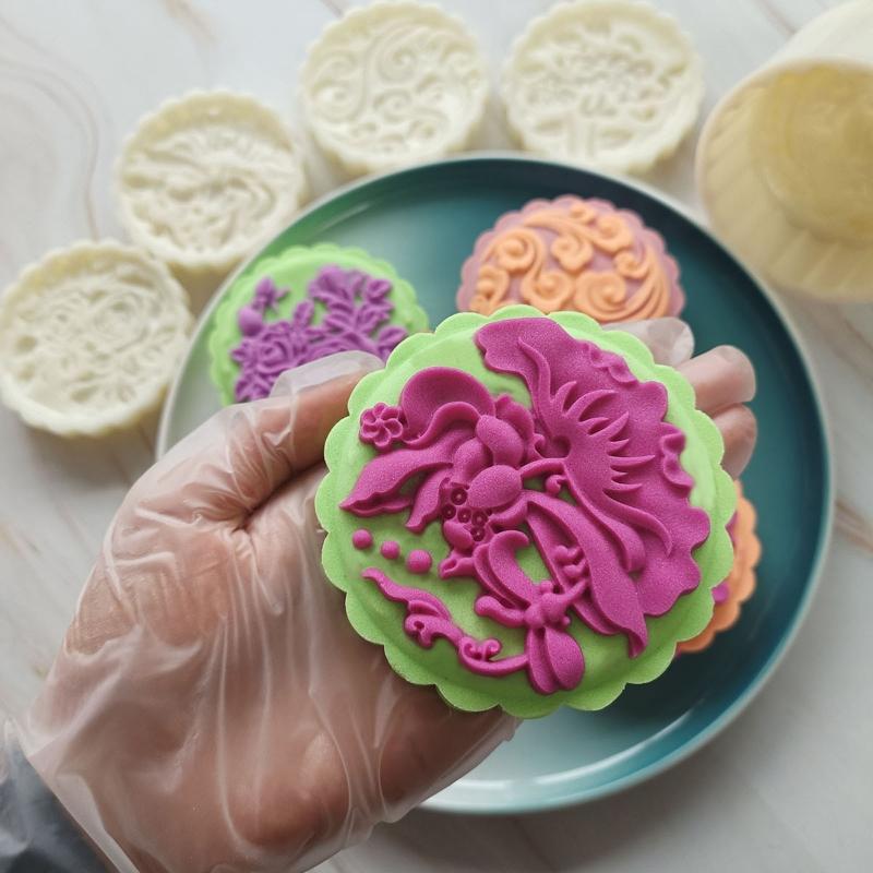 200g DIY 3D Mooncake Molds Flower Rose Patterns Shaped Moon Cake Mold Press Safe Mooncake Moulds for Mid-Autumn Festival
