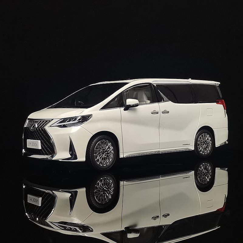 Linyi Toy Car Light 1/18 Lexus Lm300 Mpv Alloy Car Model Diecasts Metal Toy Commercial Vehicles Car Model Simulation Sound And Childrens Gifts