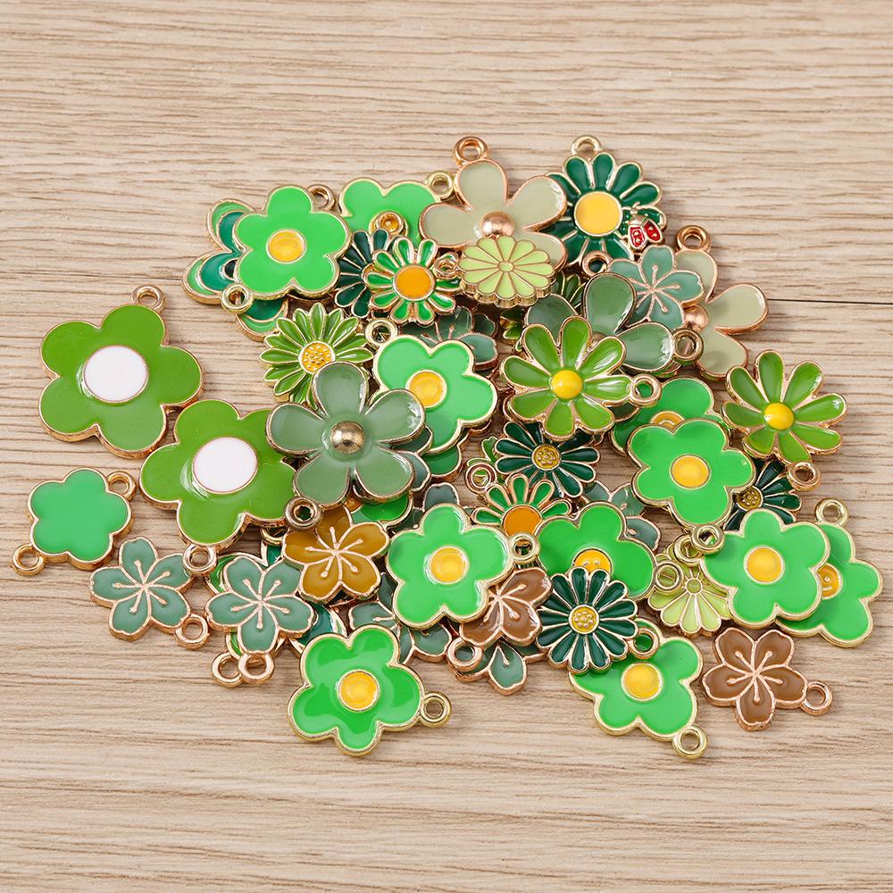 Tusember Mixed Flower Pendants 10Pcs Cute Colorful Flowers Charms for DIY Keychain Bracelets Necklace Jewelry Making Accessories