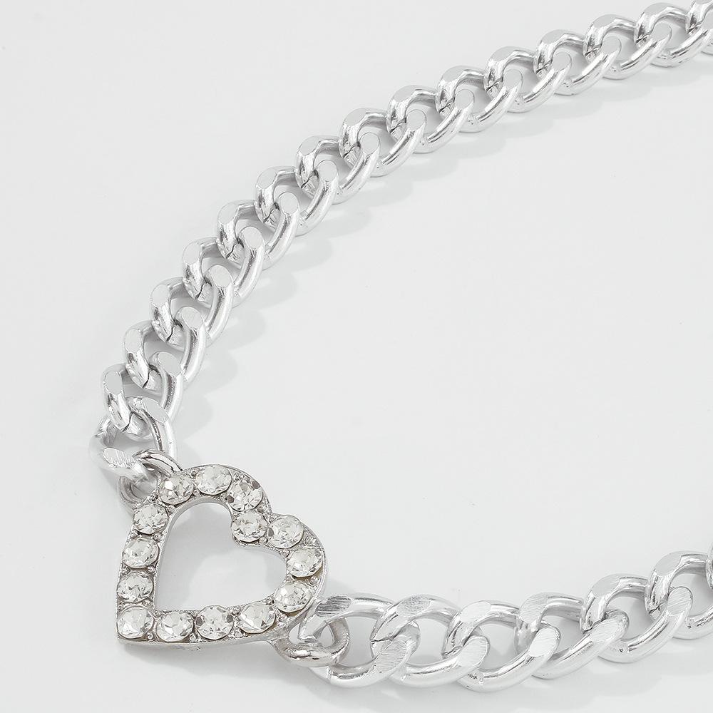 Women Streetwear Metal Chain Necklace Rhinestone Hollow Heart Clavicle Necklace Hip Hop Simple Personality Choker Jewelry