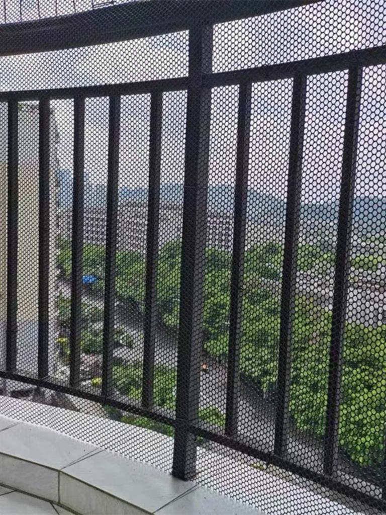 Veiligheidsnet voor Huisdieren & Kinderen: Balkon & Raam Beschermingsgaas