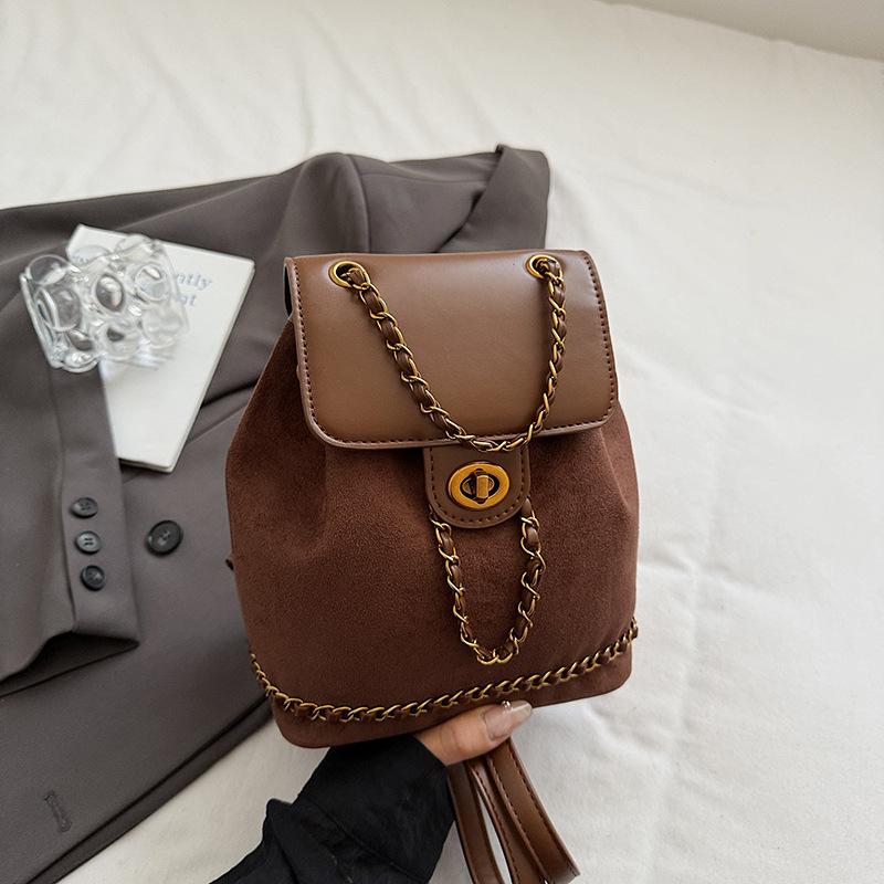Retro Large-capacity Chain Backpack Women's Bag 2025 Autumn New High-value Large-capacity Suede Bucket Bag