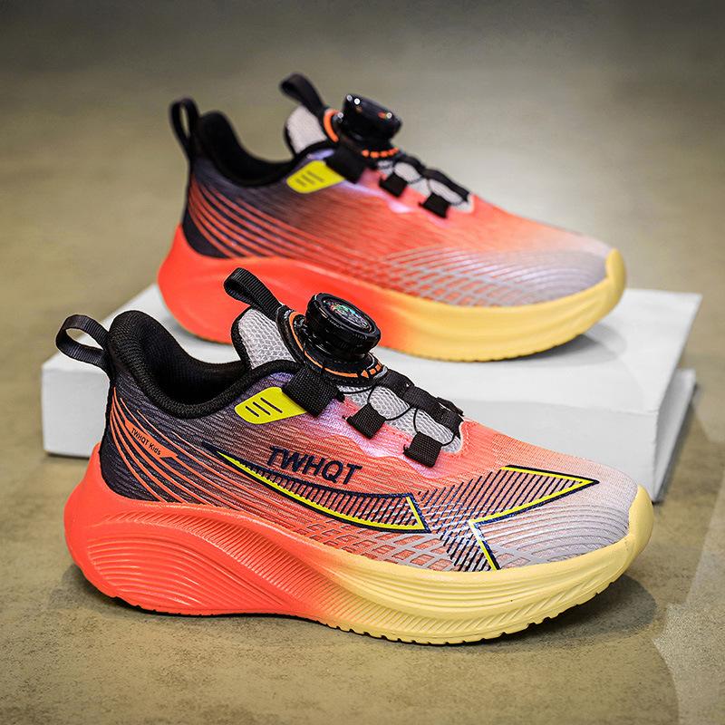 Boys and girls red rabbit sports running shoes men and women spring breathable mesh rotating buckle fashion lightweight non-slip running shoes