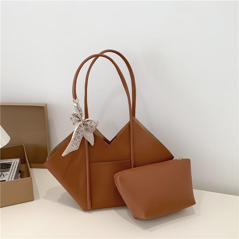 Spring and Summer Temperament New Large-capacity Bag Simple Solid Color Commuter Shoulder Bag Fashionable Underarm Bag Tote Bag