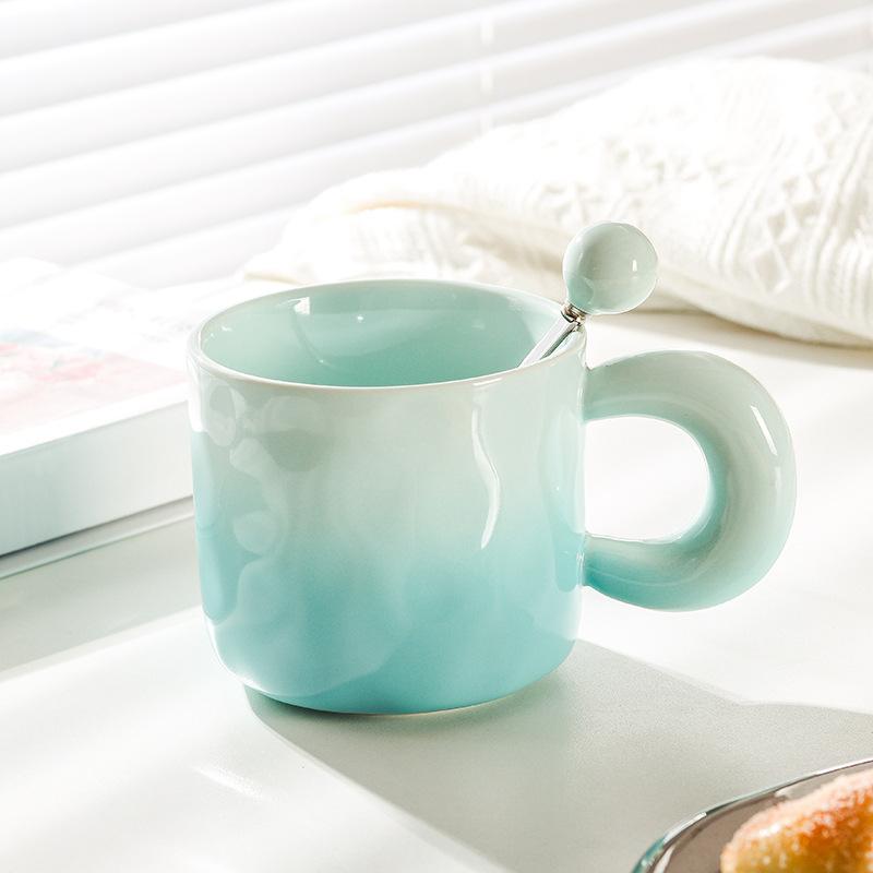 High Value Gradient Ceramic Cup Niche Design Sense Mug with Lid Spoon for Girls Coffee Cup Couple Drinking Water Cup