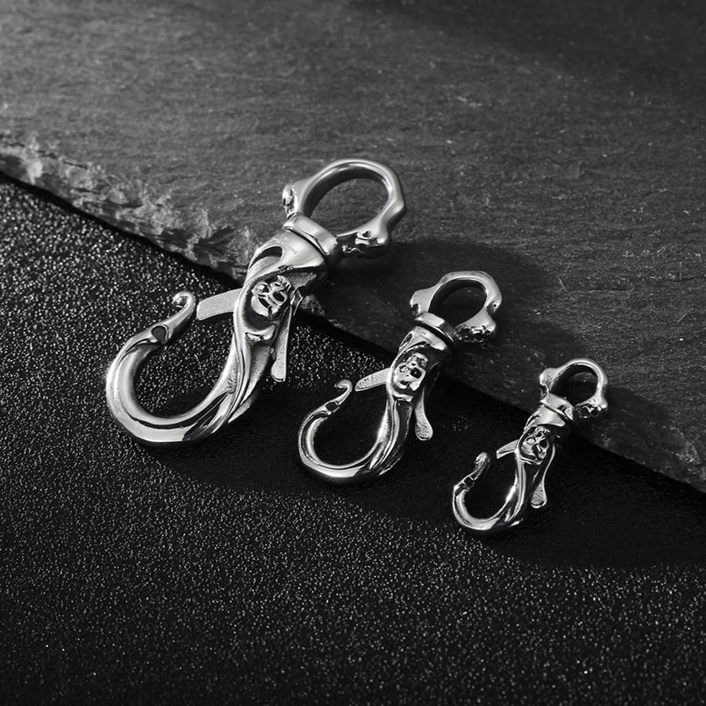 Stainless Steel Skull Keychain for Men Gothic Style Keyring Unisex Accessory Perfect Gift for Birthday Halloween Party