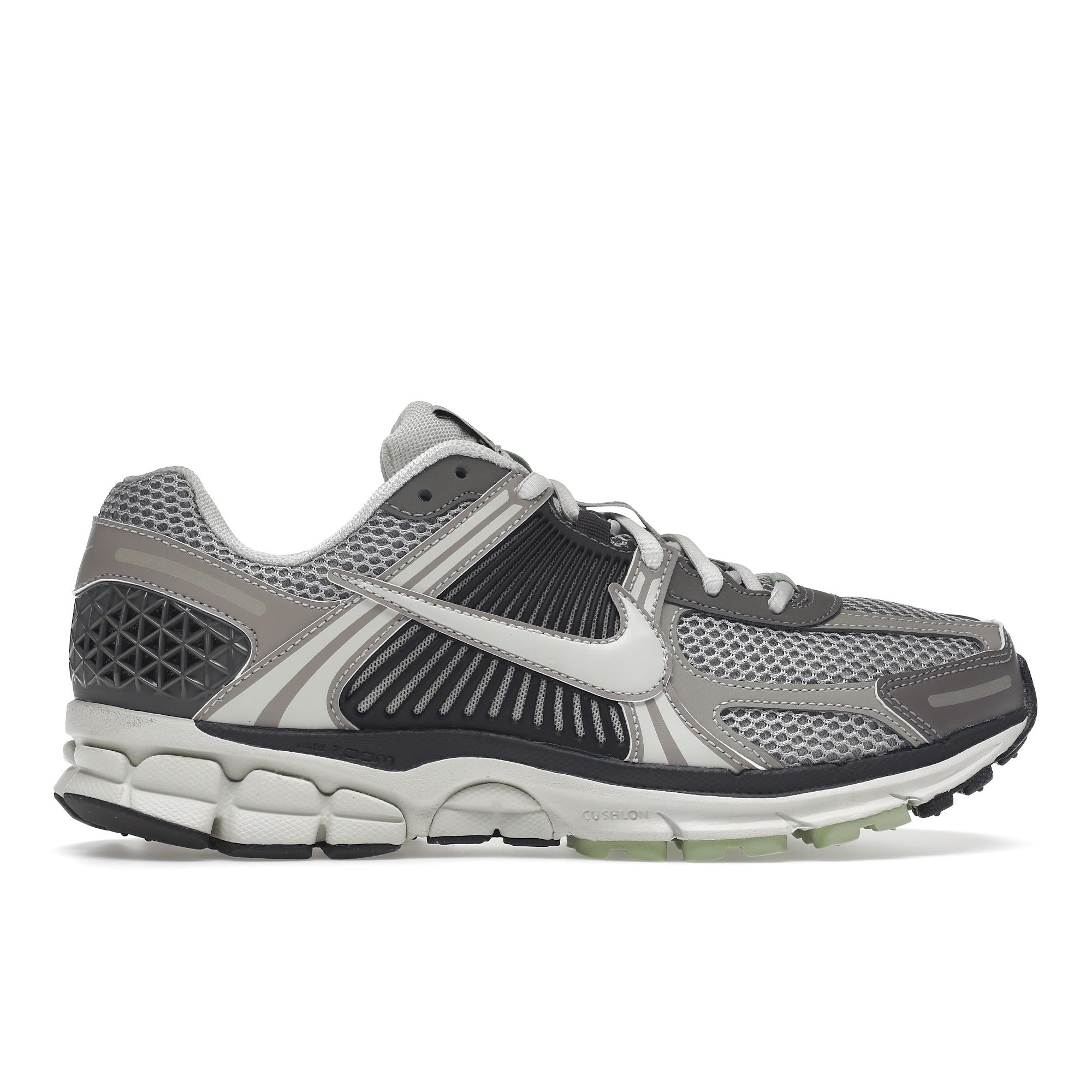 Nike Air Zoom Vomero 5  Cobblestone  (Women s) FB8825-001 36