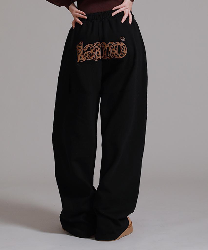 LIKE THE MOST Ramo Leopard Hip Applique Training Pintuck Wide Pants_Black