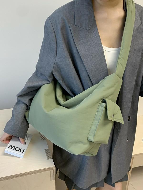 Nylon Tote Bag With Zipper Closure And Internal Pockets For Daily Use
