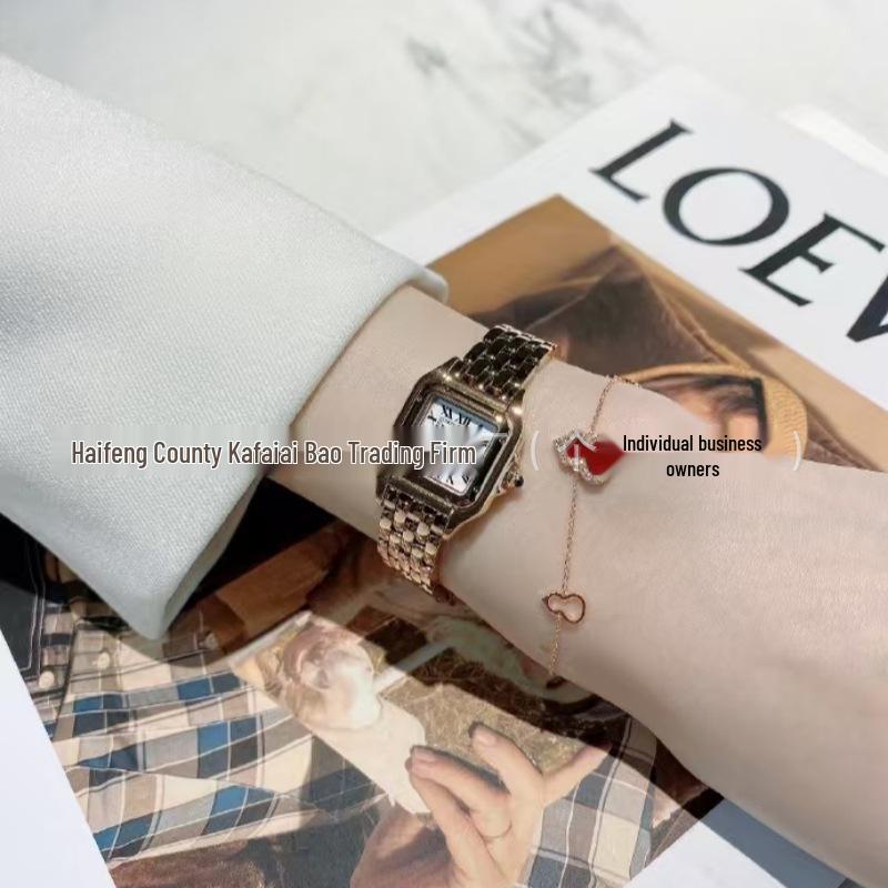 18K Rose Gold Plated V Gold Unicorn Bracelet with Three Gourd Charms Featuring White Mother-of-Pearl and Red Agate In a Luxurious Style
