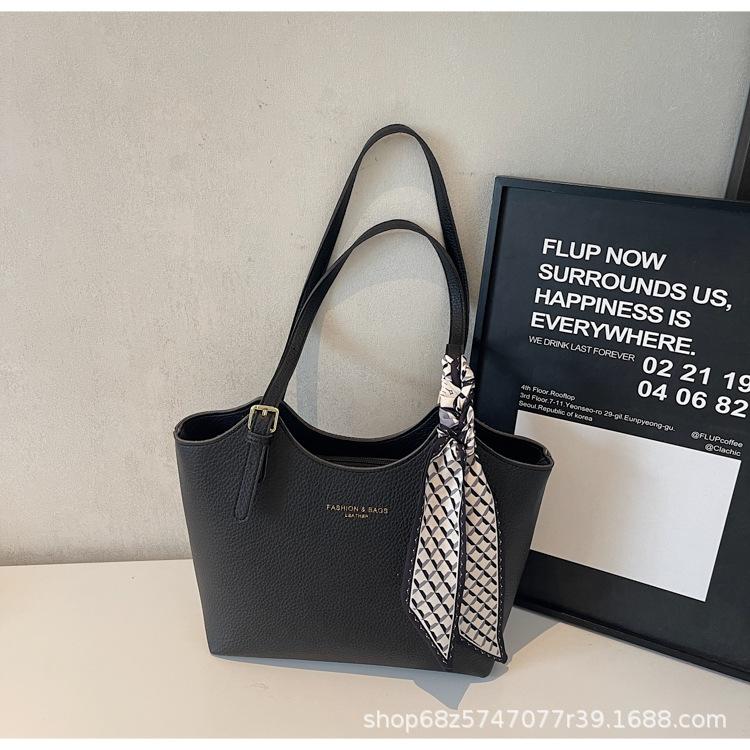 Simple Retro Bag Women's Large Capacity 2025 New Casual Spring and Summer Versatile Shoulder Bag To Work Commuter Tote Bag