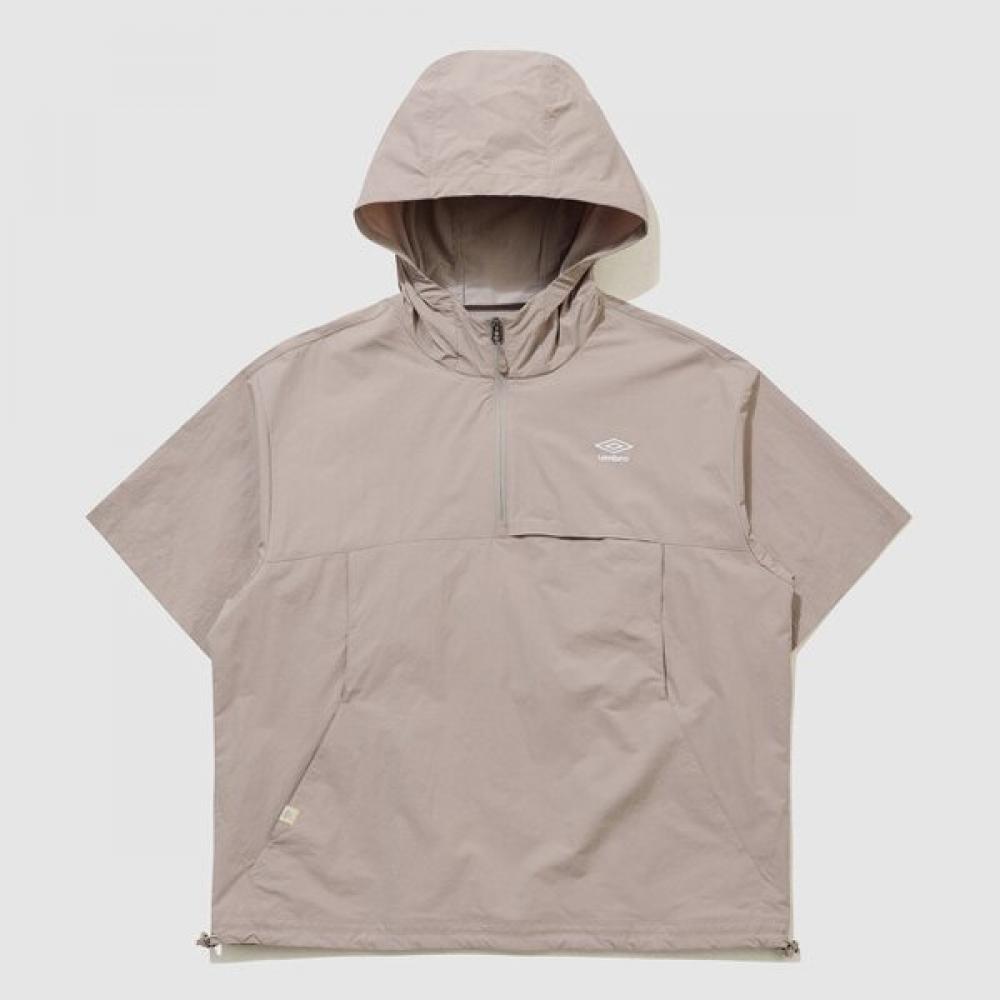 Umbro Men S Highway Ventilated Hooded Short Sleeve Anorak Ur223cwt41