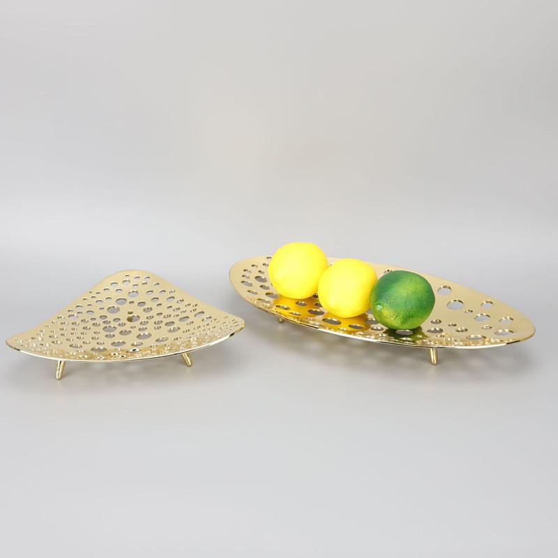 Modern Art Metal Palm Tray, Irregular Fruit Tray, Snack, Jewelry Storage Tray, Living Room Coffee Table Decoration Ornament