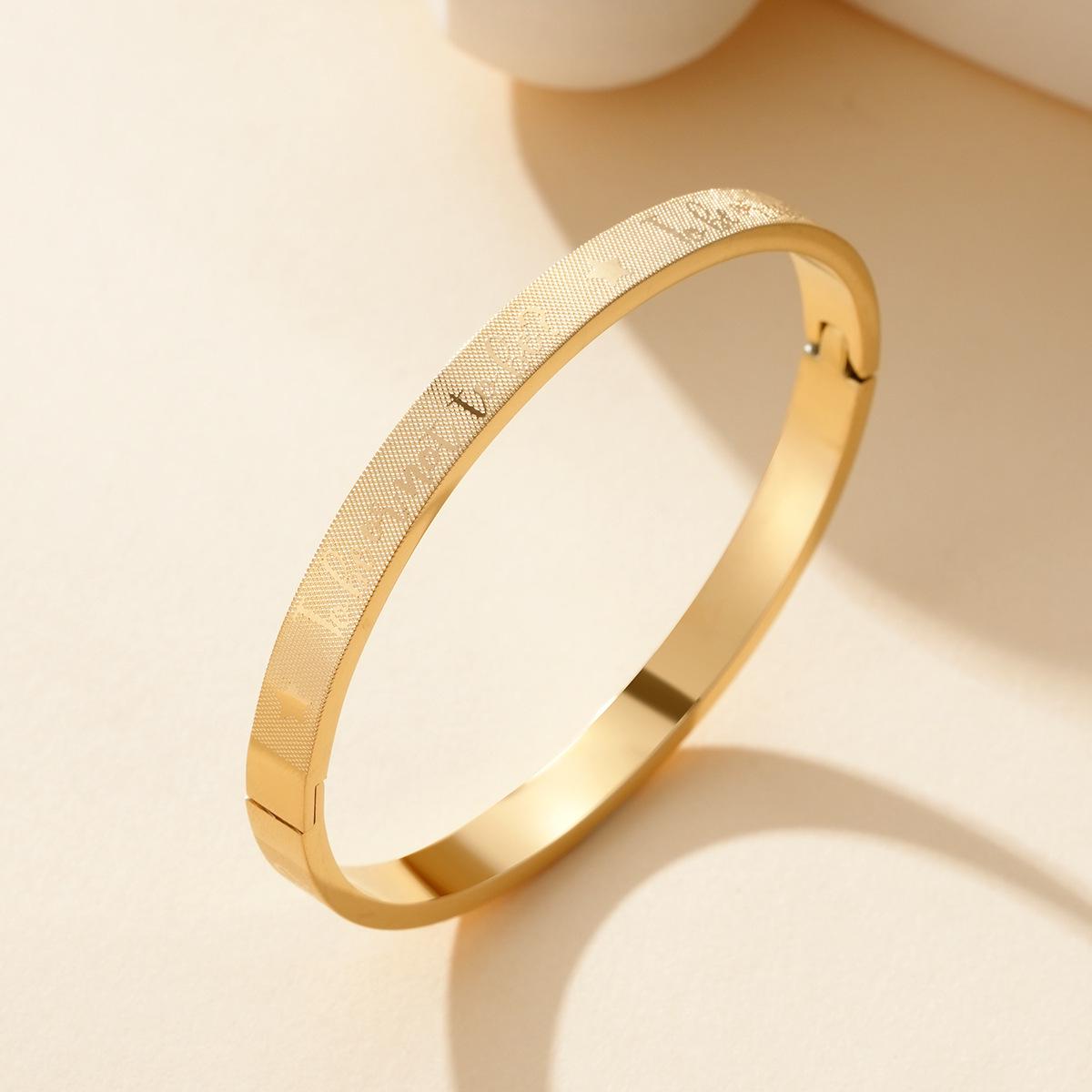 

Трансграничный браслет из титановой стали: Узор с гравировкой благословения, Дизайн с пряжкой, Простой парный браслет, Ювелирные изделия из нержавеющей стали