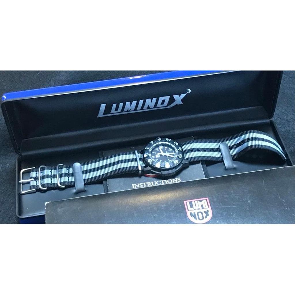 Used Luminox 3000 series first 007 color