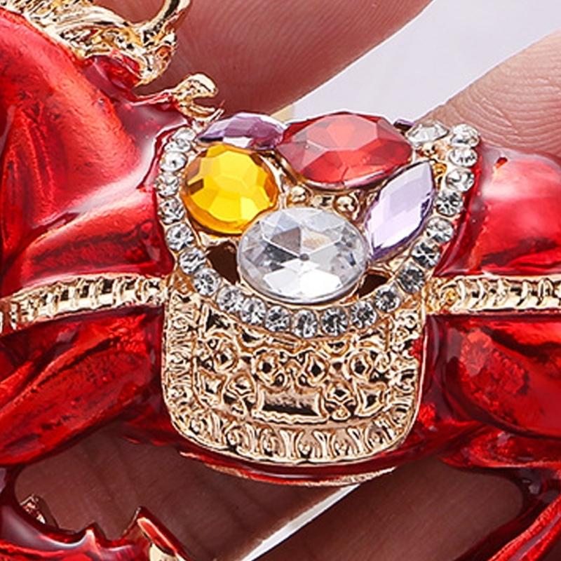 Unique Horse Zodiacal Keychain Glittering Rhinestones Artistic Design Bag Decoration for Gifting and Personalization
