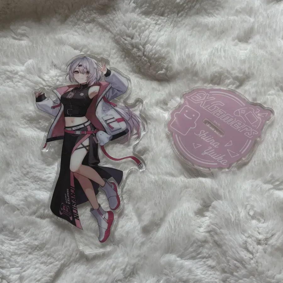 Niji Sanji Shiina Yuika Acrylic 