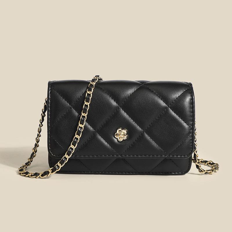 2023 Classico Camelia Diamante Catena Messenger: Versatile Borsa a Spalla Unica Quadrata Piccola Squisita di Alta Gamma