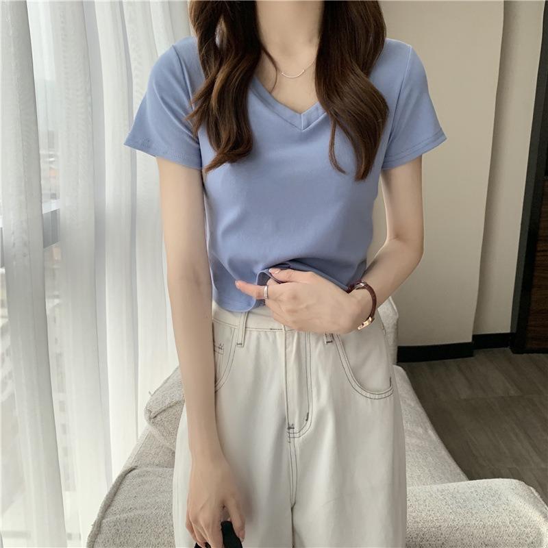Women Solid V Neck Short Sleeve Curved Hem Slim Fit Cropped Casual Basic Tee Shirt