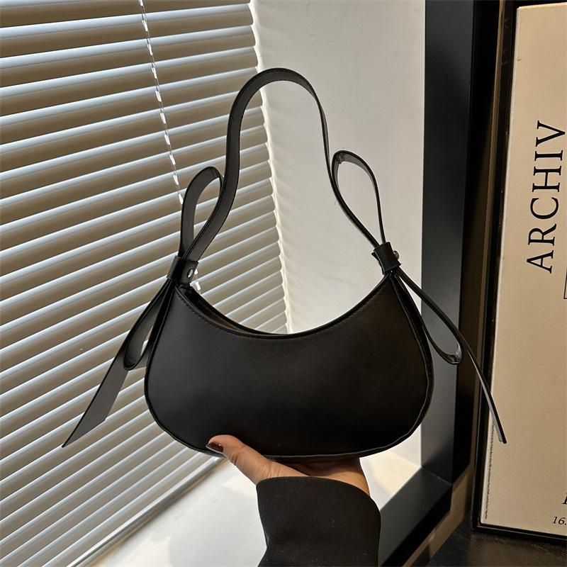 

Korean version of spring new simple casual foreign trend personalized crescent bag fashion one shoulder oblique span small bag women s bag чёрный