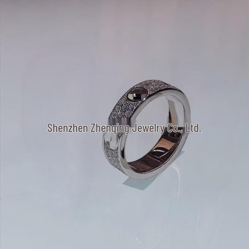 Hochwertige 18K Gold-Plattierte Sterling Silber Partnerringe mit Drei Reihen Diamanten - Leichter Luxus Design in Breiten und Schmalen Ausführungen.