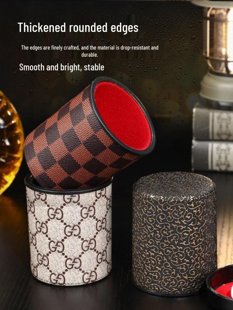 Flockad Ljudabsorberande Läder Tärningskopp Set med 6 Tärningar