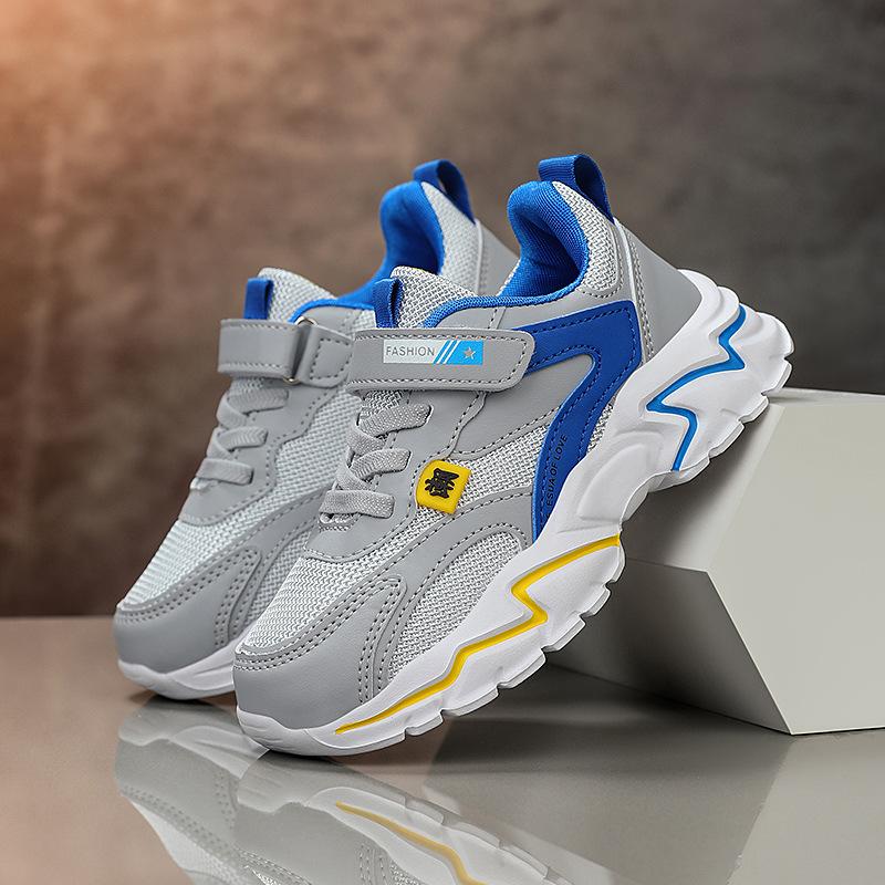 2025 spring new mesh breathable boys' shoes medium and large children's soft sole light primary school running children's sports shoes