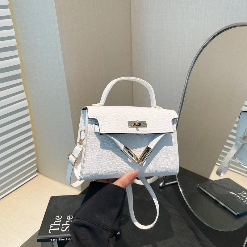 Bag Women's Summer 2025 New Lock Fashion Simple Trend Casual Women's Shoulder Bag Trend Crossbody Bag