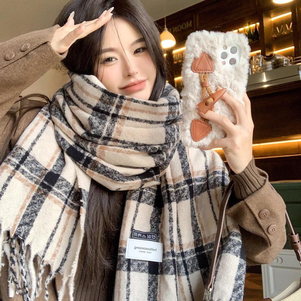 Autumn and winter new imitation cashmere scarf women's winter warm thickened outer shawl student plaid simple fashion scarf